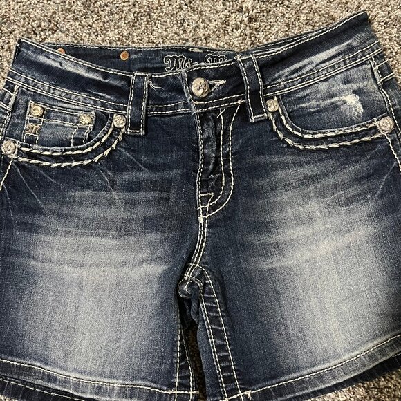 Miss Me Denim Jeans Shorts, Women's size 27, Signature Shorts - Picture 2 of 14